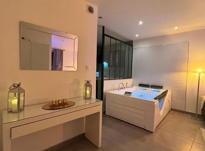 Appart&spa Republique *